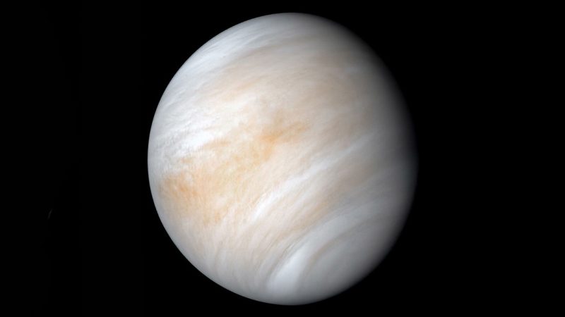 How long is a day on Venus?  Scientists already have the right answer