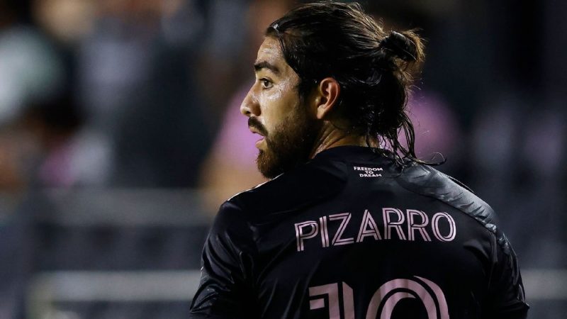 Rodolfo Pizarro has a few options to return to Sivas
