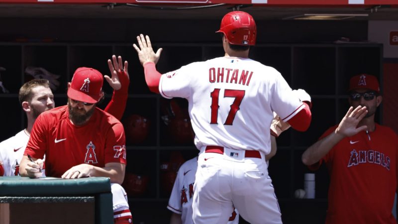 Othani leads Matsui in his 32nd home run