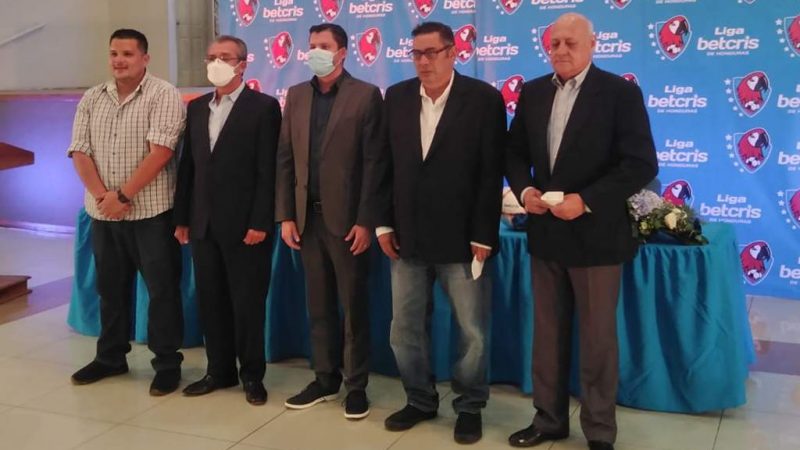 The National League awarded its sponsorship gold, now known as Honduras’ Petrice League – Dice