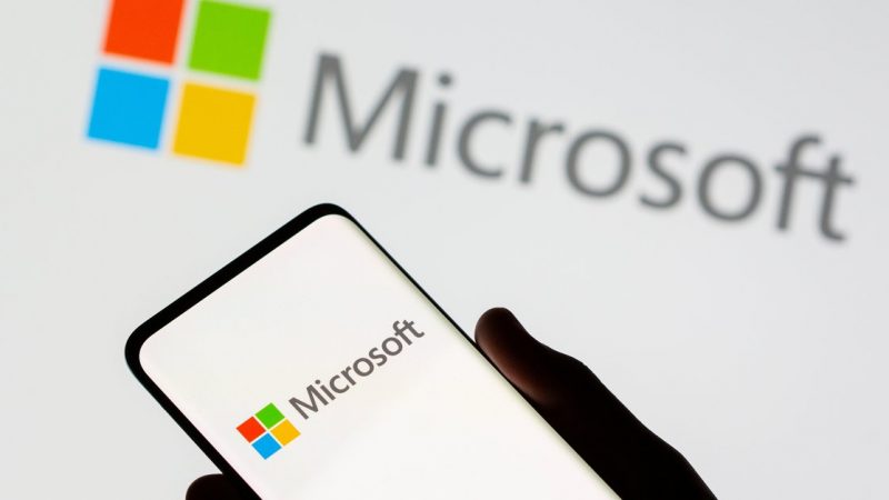 Microsoft users, no longer passwords, notify new account login methods