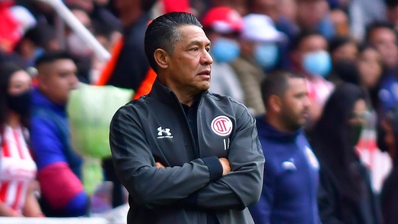 Nacho Ambris denies bad relations with high-ranking players in Toluca