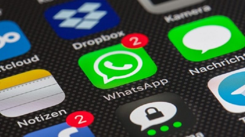 WhatsApp, How to customize wallpapers in your chats